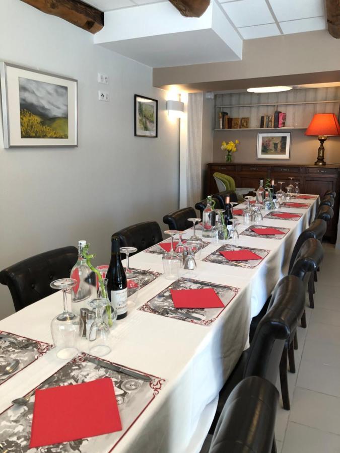 Auberge Du Cezallier Montgreleix Экстерьер фото