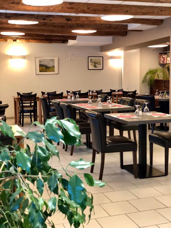 Auberge Du Cezallier Montgreleix Экстерьер фото